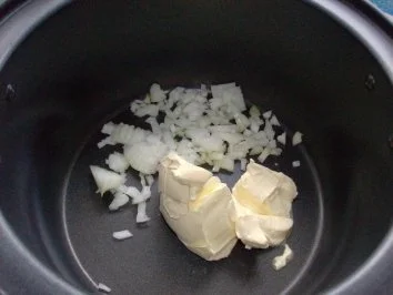 Kartoffelsuppe mit Bratwurst - Rezept - Bild Nr. 2