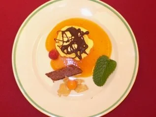 Brownie auf Mangosoßenspiegel und Mangoparfait - Rezept - Bild Nr. 2