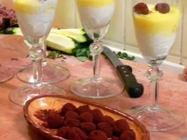 Welfenspeise mit selbst gemachten Trüffeln im Karamellnest - Rezept - Bild Nr. 2