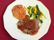 Keule vom Heidschnuckenlamm mit Maisplätzchen u. Gemüsejuliennes - Rezept - Bild Nr. 2