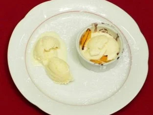 Rezept: Chili-Limoneneis auf gratinierten Pfirsichen Bild Nr. 2 Chili-Limoneneis auf gratinierten Pfirsichen - Rezept - Bild Nr. 2