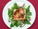 Schalotten-Ziegenkäsepasteten an Wildsalat - Rezept - Bild Nr. 2