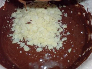 Rezept: Schokoladen-Mandel-Kuchen Bild Nr. 6 Schokoladen-Mandel-Kuchen - Rezept - Bild Nr. 6