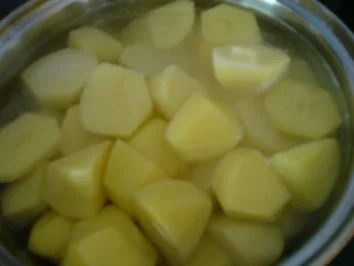 Schnitzel mit Blumenkohl und heller Soße - Rezept - Bild Nr. 3