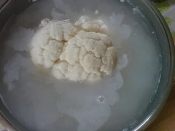 Schnitzel mit Blumenkohl und heller Soße - Rezept - Bild Nr. 4