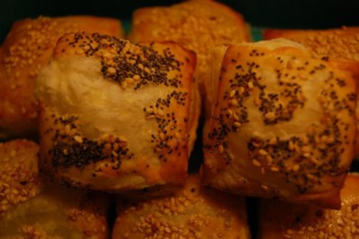 Blätterteigtaler mit mediteraner Füllung - Rezept - kochbar.de