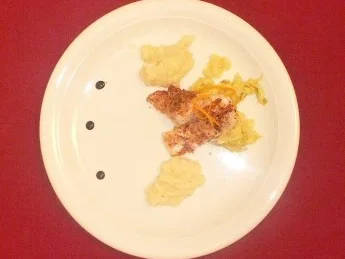 Blutwurst-Kartoffel-Türmchen auf Friséesalat mit Calvados-Äpfelchen - Rezept