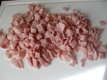 Gefüllte Pizza (Bilder sind online) - Rezept - Bild Nr. 4