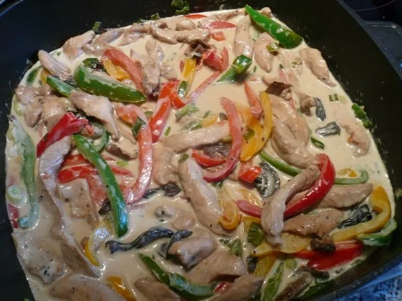 Fernöstliches Hähnchengeschnetzeltes - Rezept - Bild Nr. 6