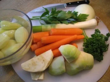Feincremige Kartoffel-Gemüsesuppe ... - Rezept - Bild Nr. 3