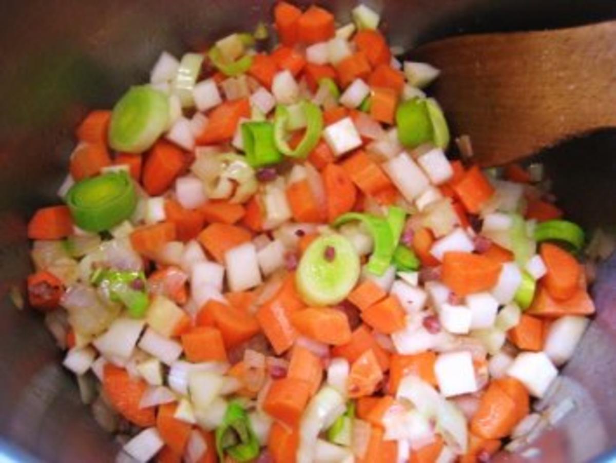 Feincremige Kartoffel-Gemüsesuppe ... - Rezept - Bild Nr. 4