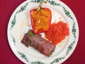 Lammfilet im Bärlauch-Schinken-Mantel mit gefüllter Paprika - Rezept - Bild Nr. 2