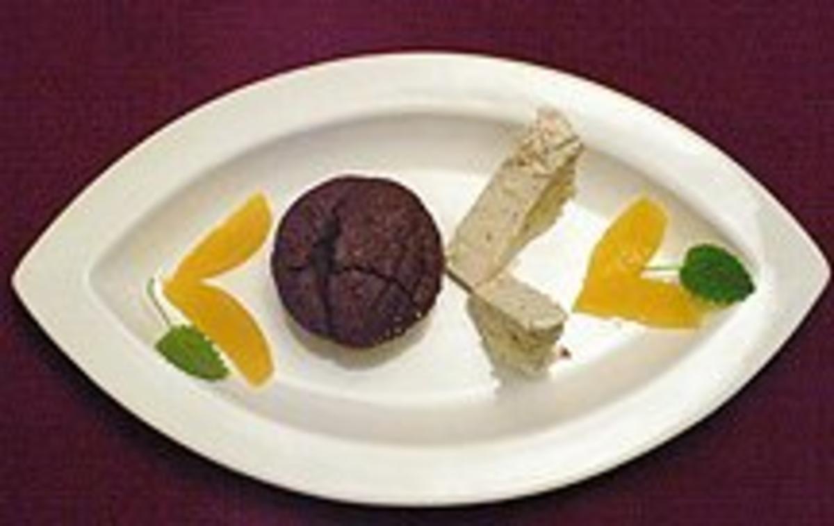 Semifreddo di torrone mit lauwarmem Schokoladenkuchen - Rezept - Bild Nr. 2