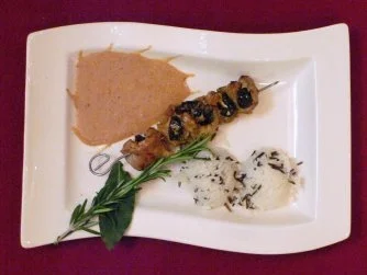 Schweinelendchen-Pflaumenspieß in Brandy-Sahnesoße mit Basmatireis - Rezept - Bild Nr. 2