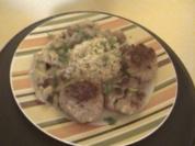 Gefüllte Frikadellen zu Champignonsoße - Rezept