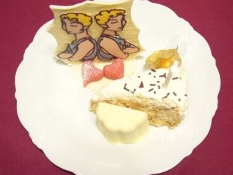 Rezept: Ananas-Rumtörtchen mit Eis Bild Nr. 2 Ananas-Rumtörtchen mit Eis - Rezept - Bild Nr. 2