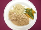 Gefülltes Schweinefilet mit Steinpilzsoße, Gemüse und Spätzle - Rezept - Bild Nr. 2