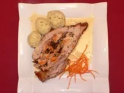 Rezept: Gefüllte Kalbsbrust mit Kräuterklößchen Bild Nr. 2 Gefüllte Kalbsbrust mit Kräuterklößchen - Rezept - Bild Nr. 2