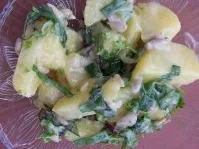 Kartoffelsalat mit Frühlingskräutern - Rezept
