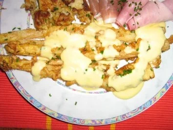 Rezept: Spargel im Teigmantel frittiert mit zweierlei Schinken Bild Nr. 7 Spargel im Teigmantel frittiert mit zweierlei Schinken - Rezept - Bild Nr. 7