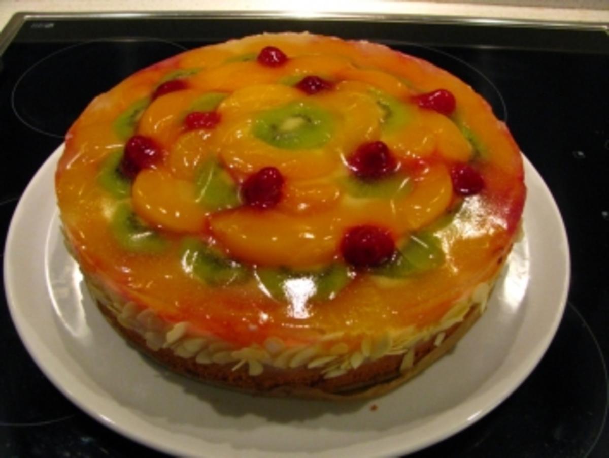 Bilder für Bunte Obsttorte mit Puddingcreme - Rezept