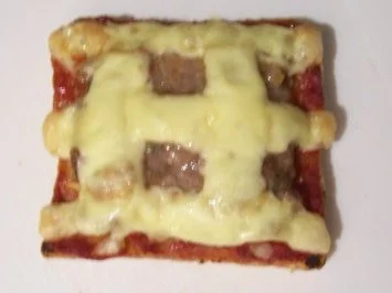 Zwischensnack: Hackfleisch-Toast, überbacken - Rezept