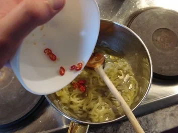 Rezept: Stielmus mit Fleischpflanzerl Bild Nr. 10 Stielmus mit Fleischpflanzerl - Rezept - Bild Nr. 10