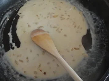 Überbackene Hähnchenschnitzel mit Erbsen-Kartoffel-Stampf - Rezept - Bild Nr. 5