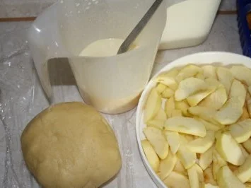 Rezept: Kuchen: Apfel und Marzipan in Teigrechteck Bild Nr. 3 Kuchen: Apfel und Marzipan in Teigrechteck - Rezept - Bild Nr. 3