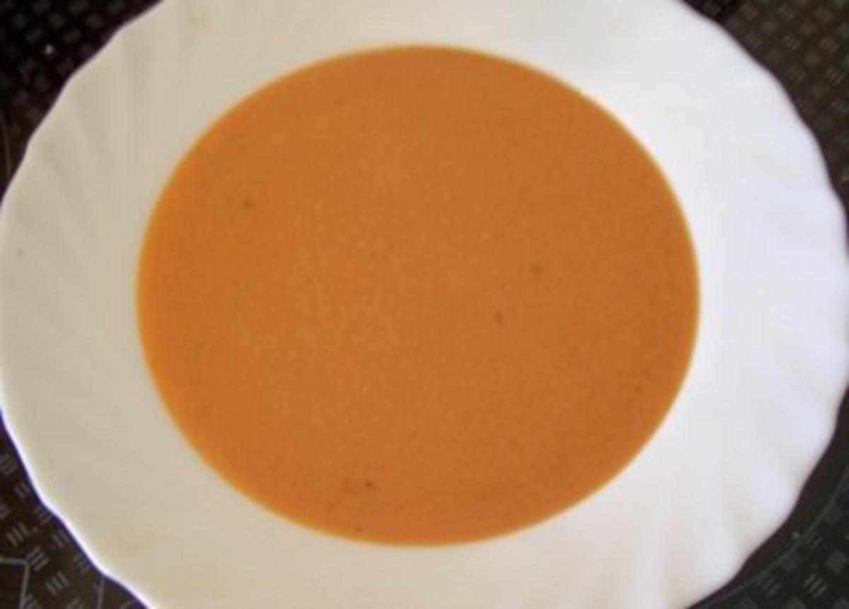 Kochen: Soja-Tomaten-Suppe - Rezept