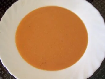 Kochen: Soja-Tomaten-Suppe - Rezept