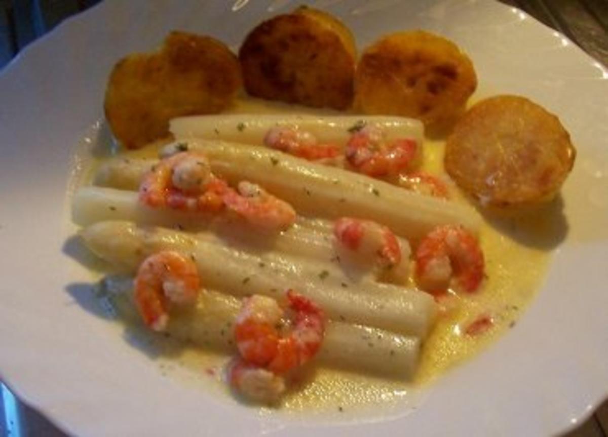 Kochen: Spargel mit Krabben-Sahne-Sauce - Rezept - kochbar.de