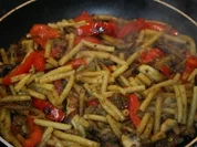 Curry-Nudeln gebraten - Rezept