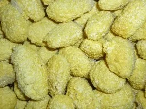 Rezept: Ravioli due colori mit Lachs und Safranmuscheln an Kräuter-Tomaten-Pesto Bild Nr. 5 Ravioli due colori mit Lachs und Safranmuscheln an Kräuter-Tomaten-Pesto - Rezept - Bild Nr. 5