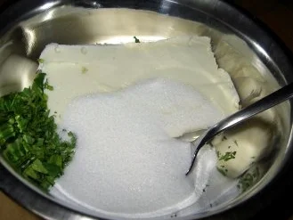 Ziegenfrischkäsecreme mit Balsamico-Erdbeeren - Rezept - Bild Nr. 3