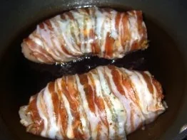 Rosmarin-Hähnchenbrust im Speckmantel an Steinpilzrahmsauce - Rezept - Bild Nr. 5