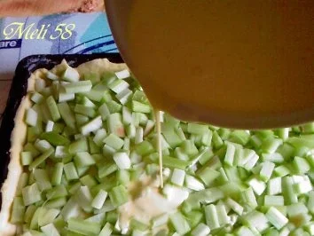 Backen: Rhabarberkuchen vom Blech - Rezept - Bild Nr. 3