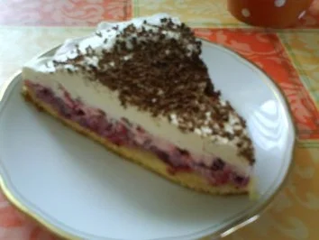 Rezept: Preißelbeer-Sahnetorte Preißelbeer-Sahnetorte - Rezept