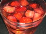 Fruchtige Erdbeerbowle - Rezept