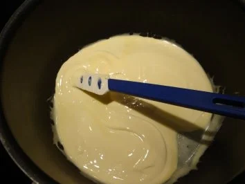 Schwarze Nudeln mit Flusskrebsen; Spinat-Käse-Sahnesoße - Rezept - Bild Nr. 5