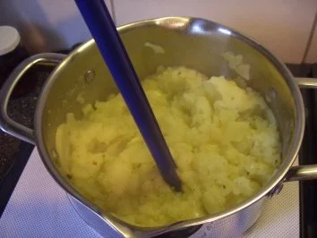 Rezept: Zitronenkartoffeln Bild Nr. 4 Zitronenkartoffeln - Rezept - Bild Nr. 4