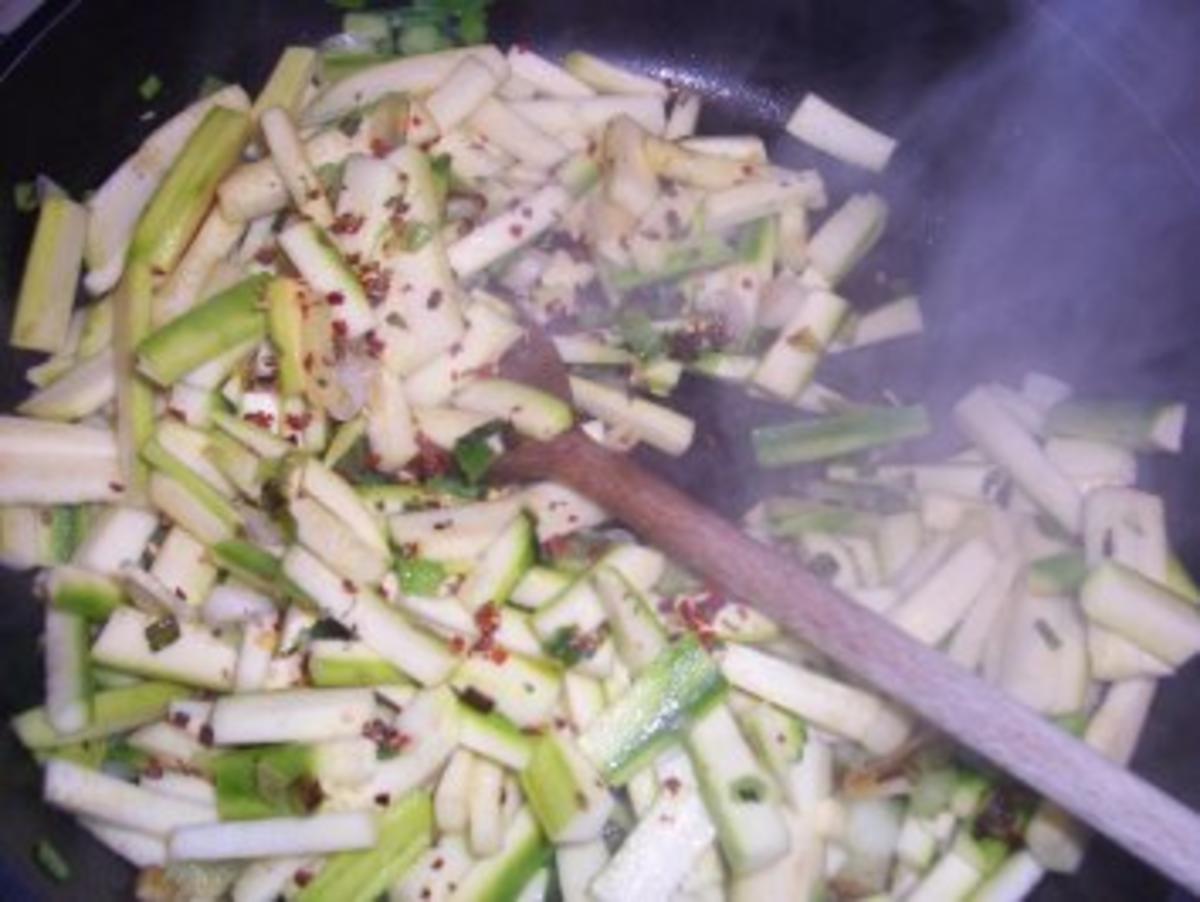 Zucchini -Pasta  mit Fisch - Rezept - Bild Nr. 3