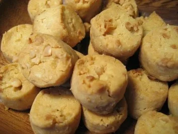 Gebäck zum Wein ... - Rezept - Bild Nr. 3