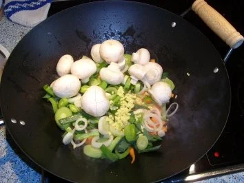 Teriyaki-Hähnchen mit Bratgemüse - Rezept - Bild Nr. 4