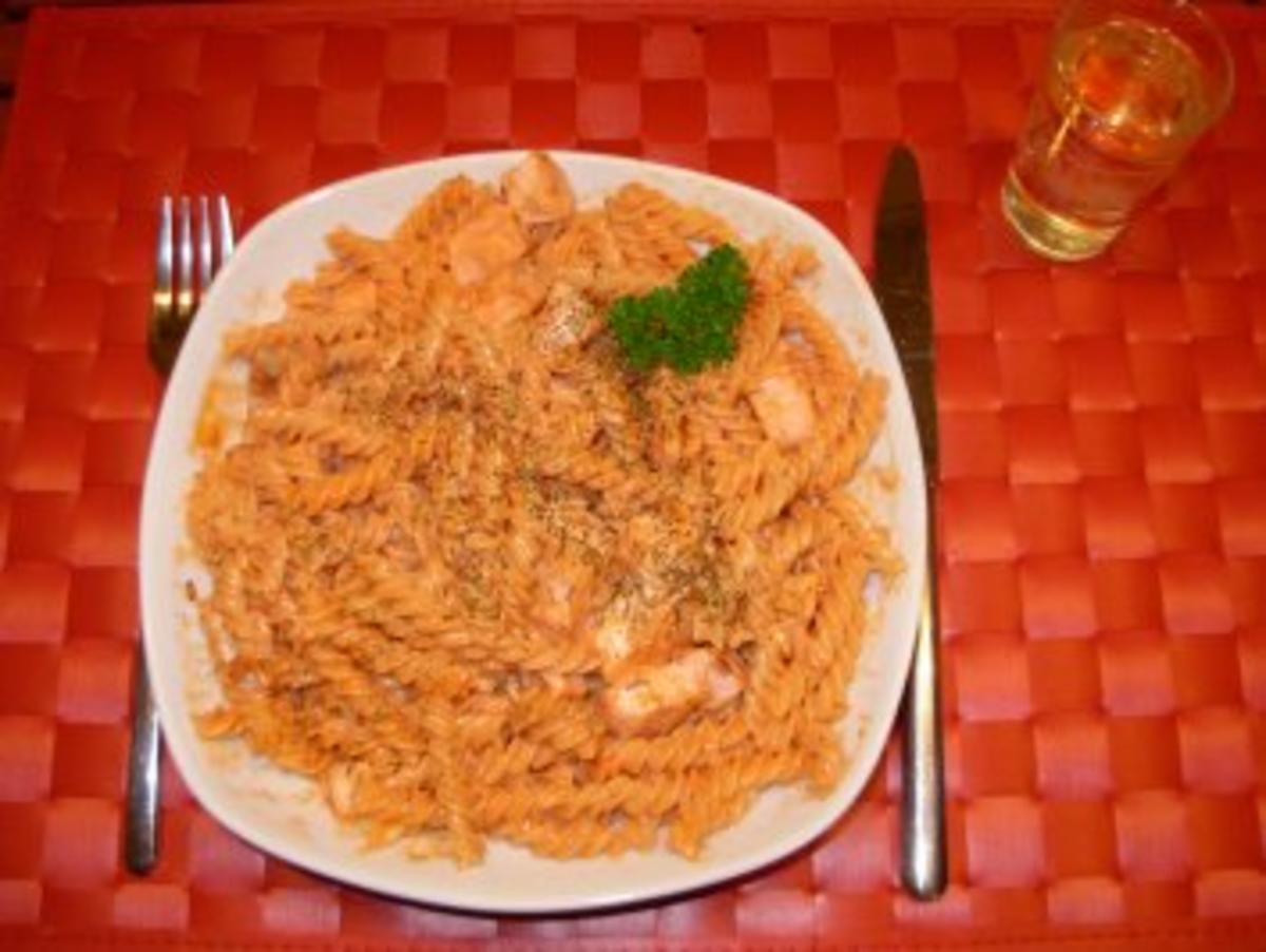 Tagliatelle con salmone - Rezept