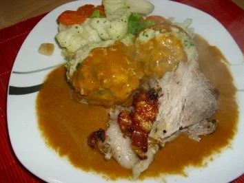 Rezept: Krustenbraten á la Riadna Bild Nr. 3 Krustenbraten á la Riadna - Rezept - Bild Nr. 3