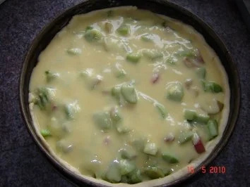 Kuchen + Torten : Rhabarberkuchen mit Puddinghaube - Rezept - Bild Nr. 6