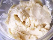 Brotaufstrich: Honig-Butter - Rezept