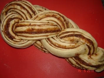 Rezept: Kuchen + Torten : Nußzopf Bild Nr. 5 Kuchen + Torten : Nußzopf - Rezept - Bild Nr. 5