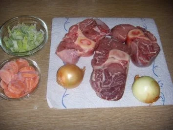 Rezept: Kalbshaxe Bild Nr. 2 Kalbshaxe - Rezept - Bild Nr. 2